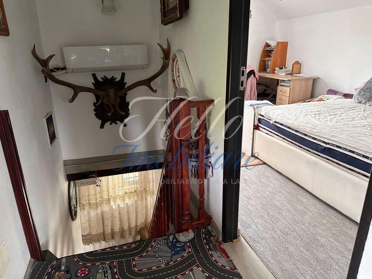 Casă individuală cu 3 camere cu Garaj în Câmpenești