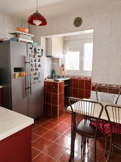 Apartament cu 2 camere decomandat, mobilat în Pantelimon