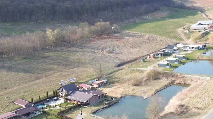 Teren de 7000 mp, în Hoghilag