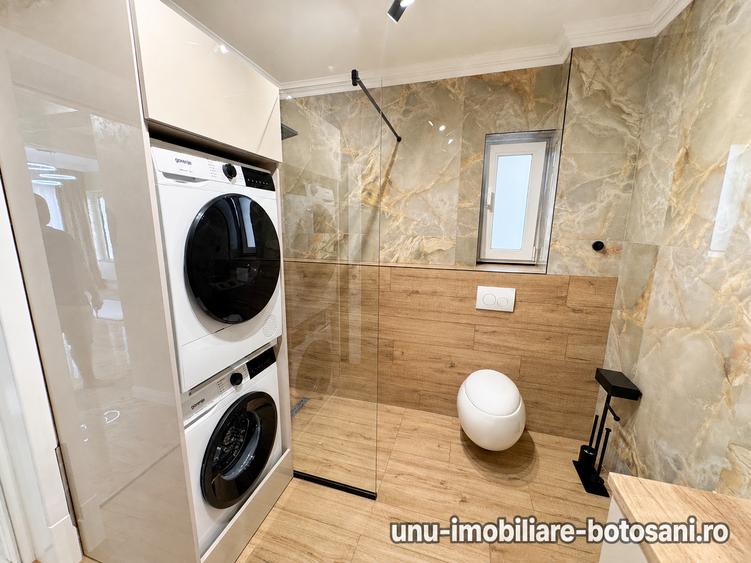 Casă cu 4 camere cu Teren 250 Mp în Periferie
