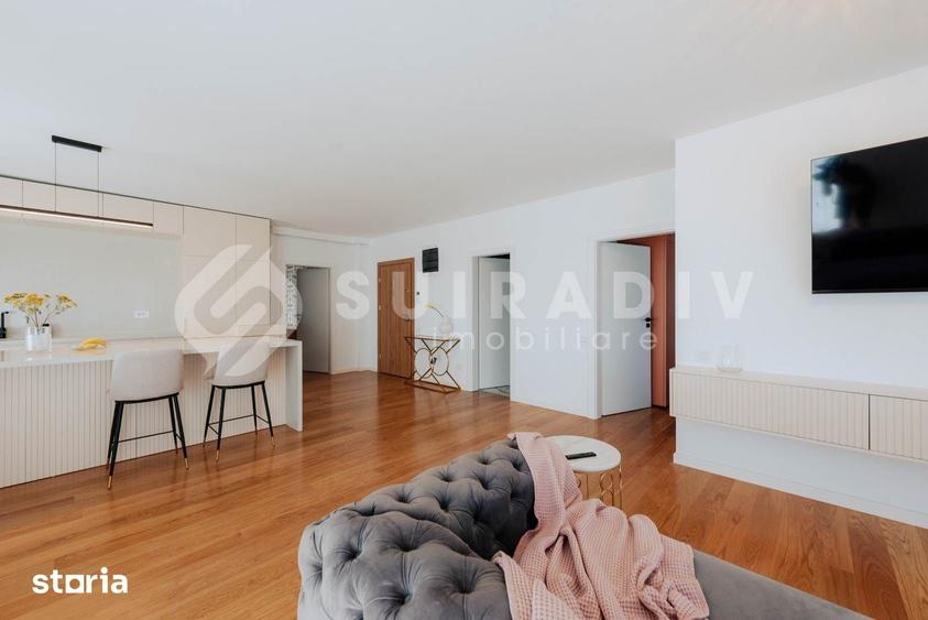 Apartament cu 4 camere în Central