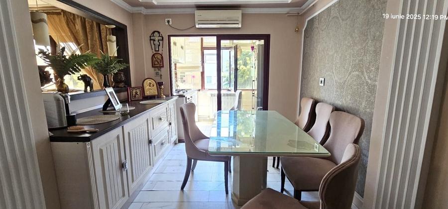 Apartament cu 3 camere decomandat, mobilat în Siderurgiștilor