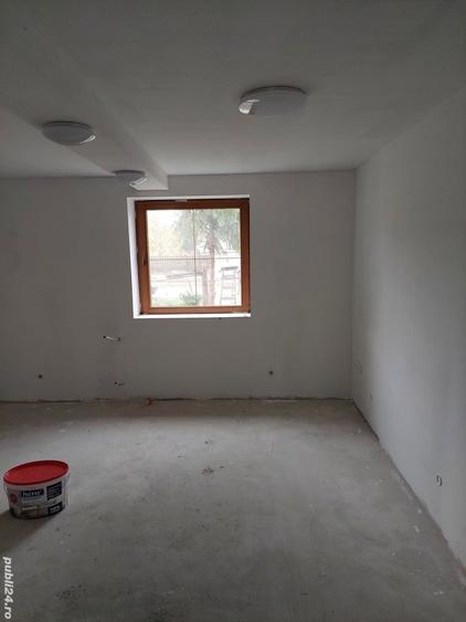 Casă cu 3 camere în Central