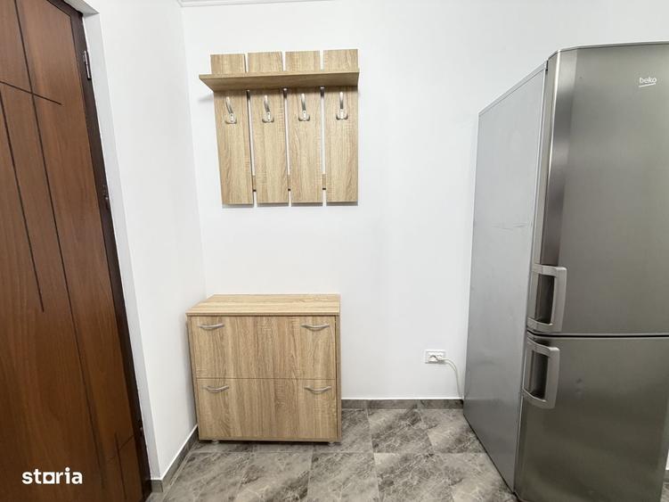Garsonieră decomandată în Central