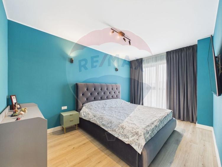 Apartament cu 3 camere semidecomandat, mobilat în Aviației