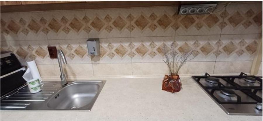 Apartament cu 2 camere semidecomandat, mobilat în Ultracentral