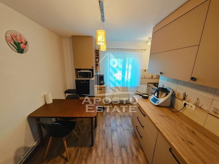 Apartament cu 4 camere decomandat, mobilat în Șagului