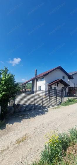 Casă cu 1 camere cu Teren 500 Mp în Central