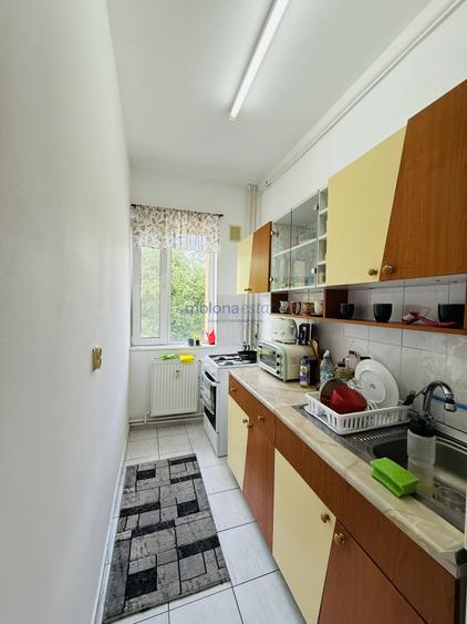Apartament cu 2 camere decomandat, mobilat în Gruia