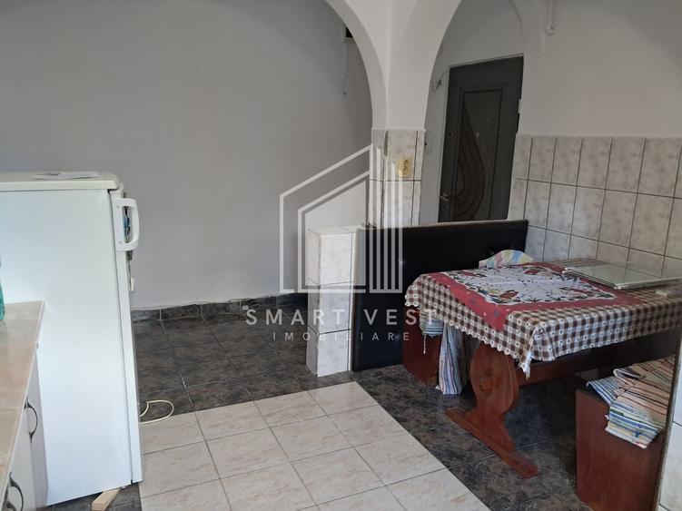 Apartament cu 2 camere semidecomandat, mobilat în Micro 16