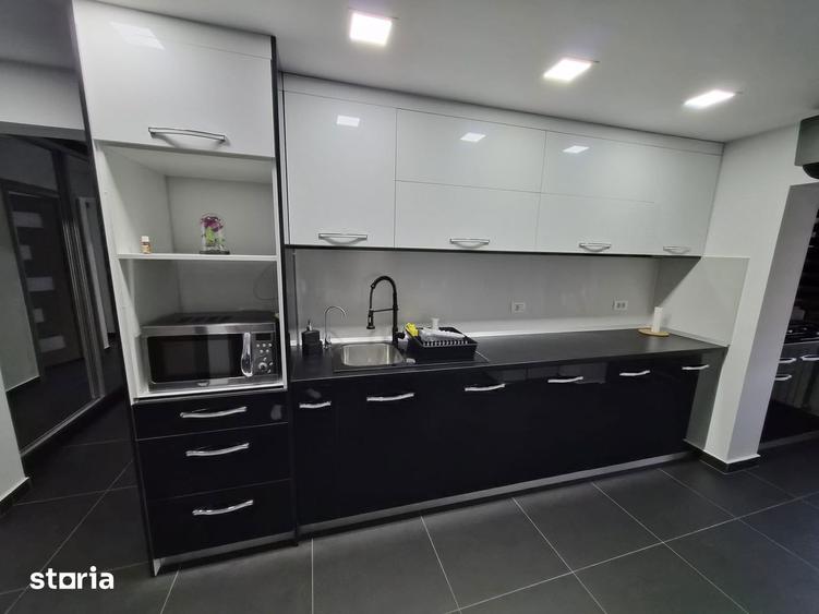 Apartament cu 3 camere în C5