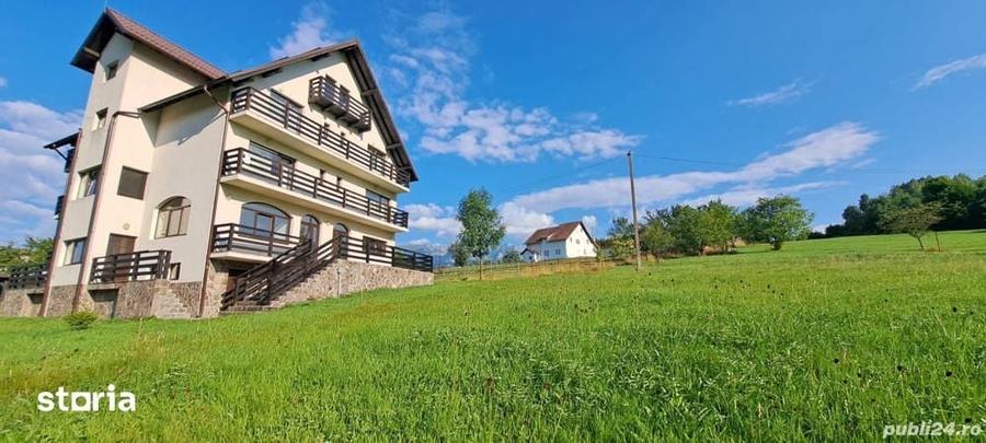 Casă cu Teren 1300 Mp în Bran