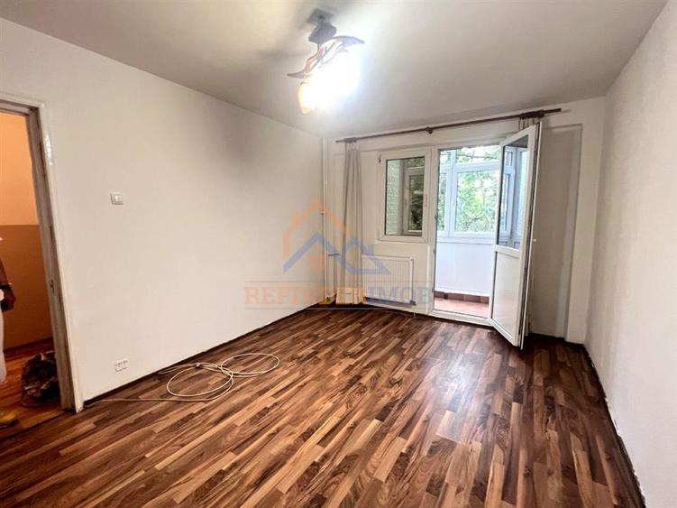Apartament cu 2 camere decomandat în Brâncoveanu