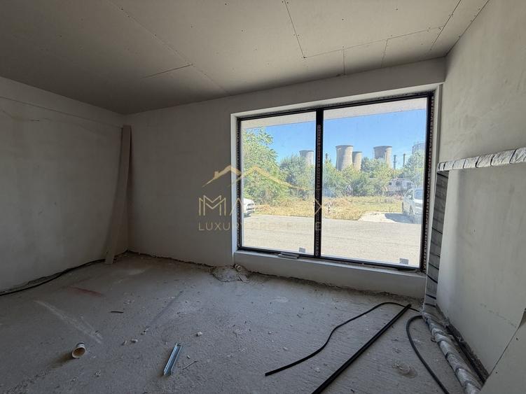Spațiu comercial, de 396.60000610352 mp, în Grozăvești
