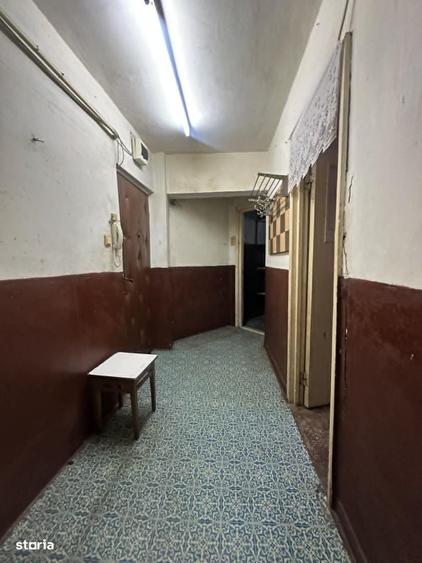 Apartament cu 2 camere semidecomandat în Micro 16