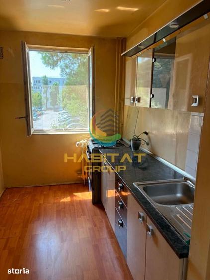 Apartament cu 3 camere semidecomandat în Titan