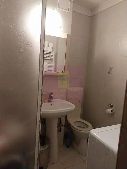 Apartament cu 4 camere decomandat în Muncii