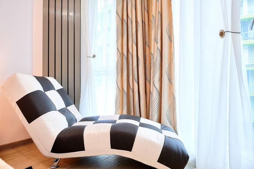 Apartament cu 3 camere decomandat în Mamaia-Sat