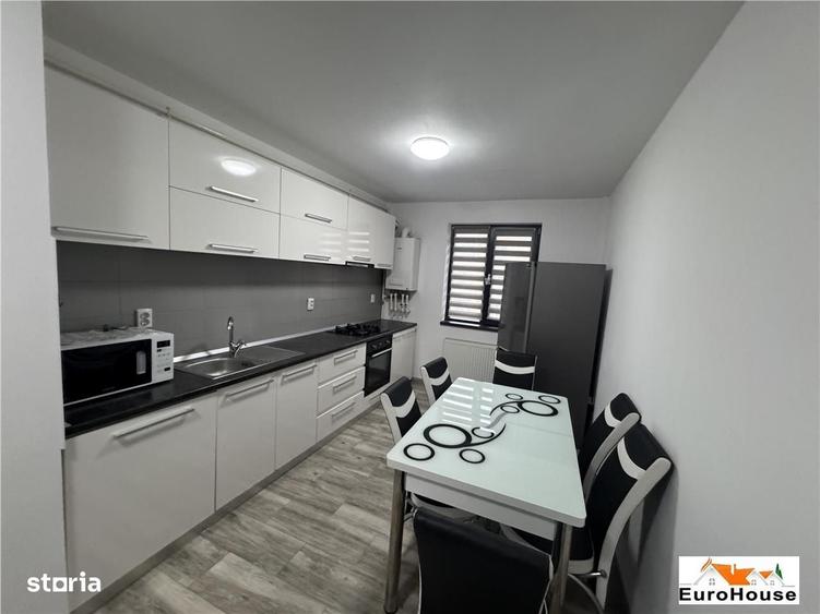 Apartament cu 2 camere decomandat în Ampoi 3