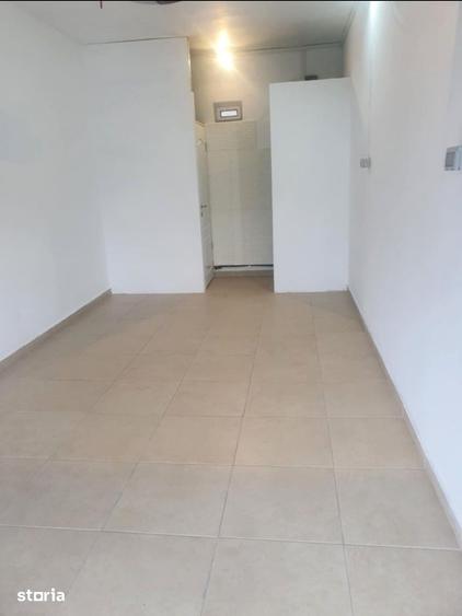 Spațiu comercial, de 24 mp, în Central