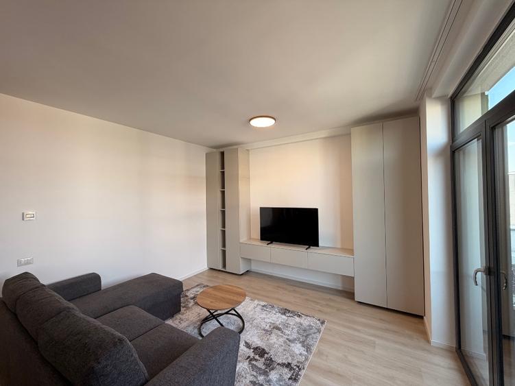 Apartament cu 2 camere decomandat în Torontalului