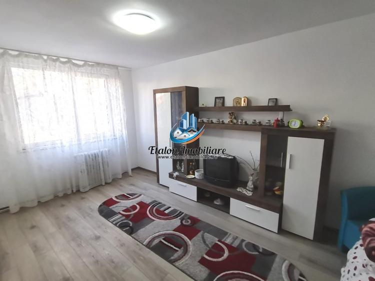 Apartament cu 2 camere decomandat în Precista