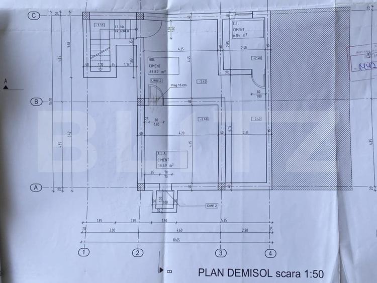 Casă individuală cu 6 camere cu Canalizare în Iris