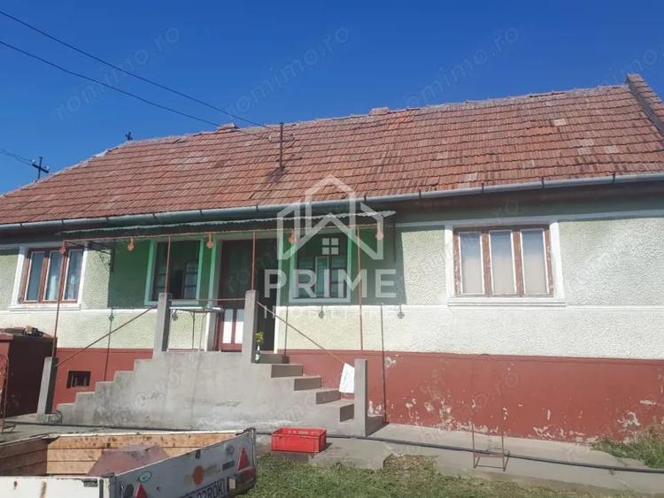 Casă cu 4 camere cu Teren 1708 Mp în Ghirbom