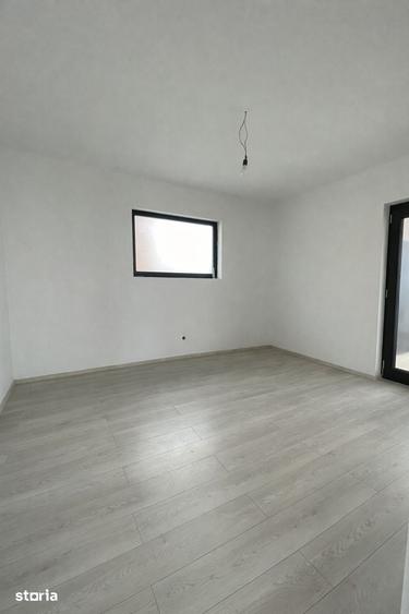 Casă cu 4 camere cu Teren 750 Mp în Paleu