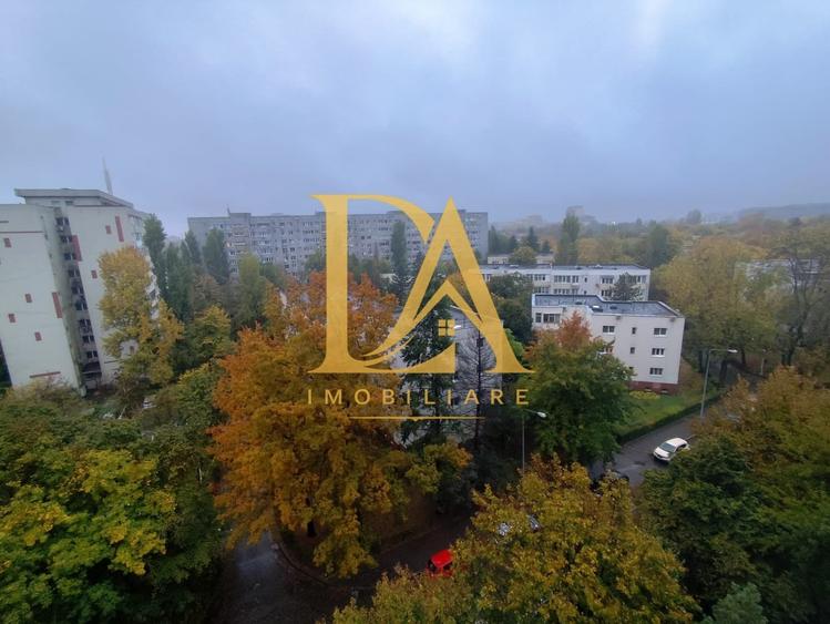 Apartament cu 2 camere semidecomandat în Pajura