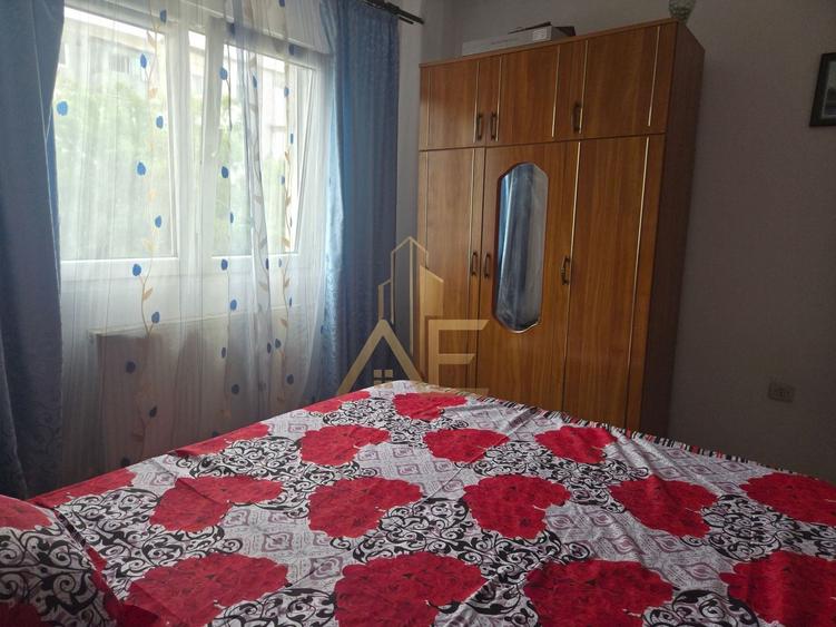 Apartament cu 2 camere semidecomandat, mobilat în Sud
