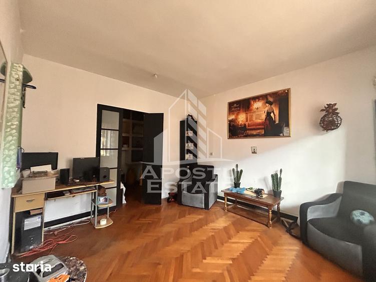 Apartament cu 3 camere în Iosefin
