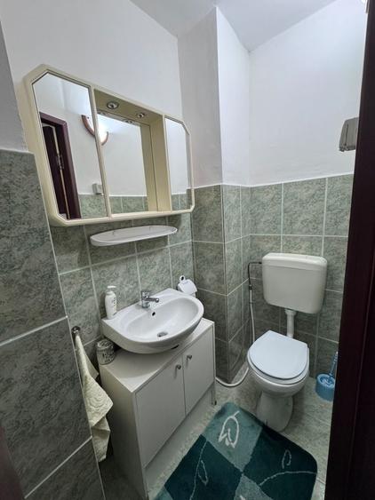 Apartament cu 3 camere în Nufărul