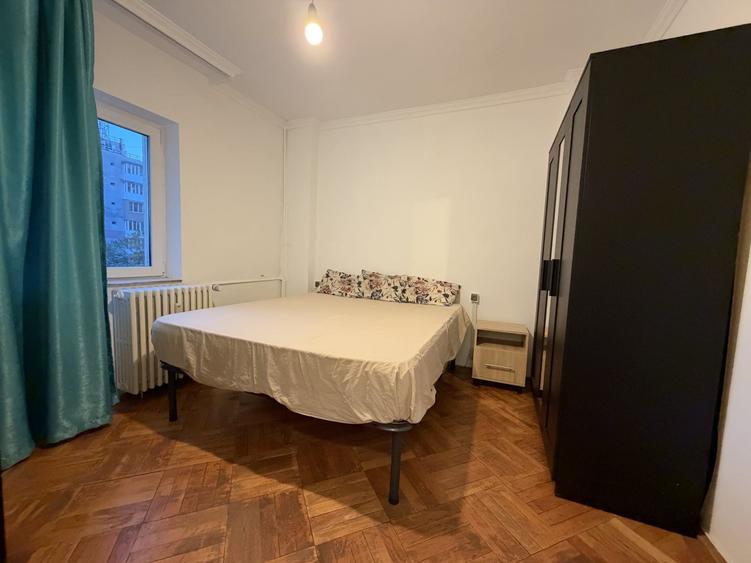 Apartament cu 3 camere decomandat, mobilat în Drumul Taberei