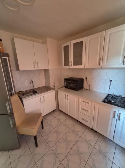 Apartament cu doua camere de inchiriat - 1