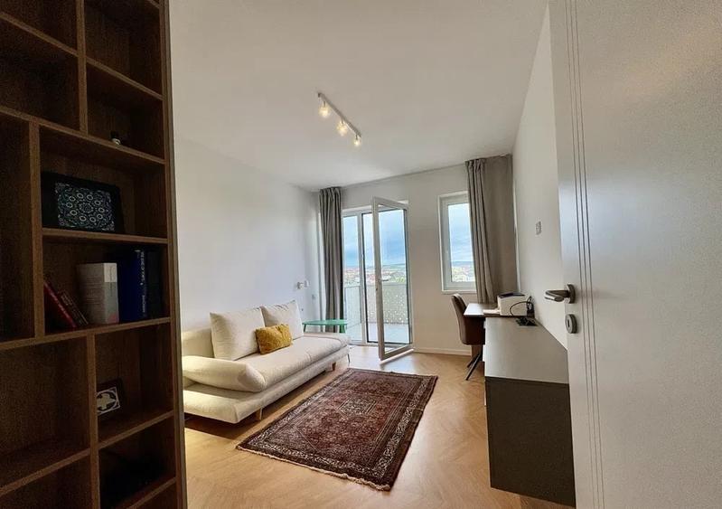 Apartament cu 3 camere semidecomandat, mobilat în Apahida