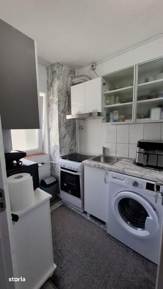 Garsoniera moderna, complet renovata Zona Lapus, aproape de Electr - 12