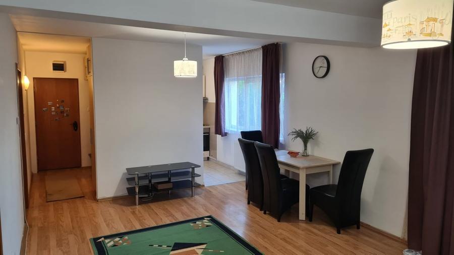 Apartament cu 2 camere semidecomandat, mobilat în Andrei Mureșanu