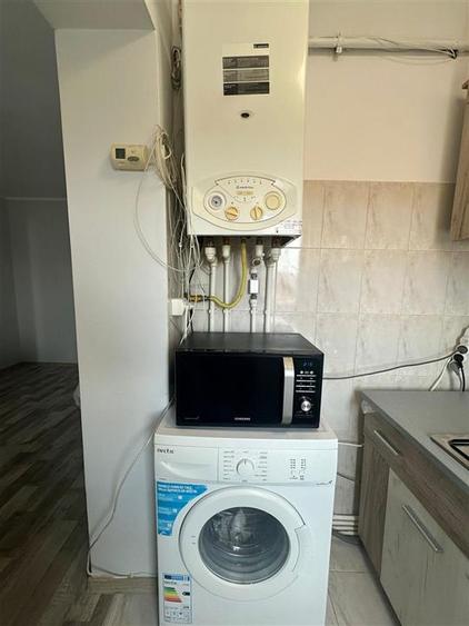 Apartament cu 2 camere nedecomandat în Podu Roș