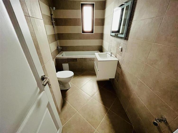 Apartament cu 2 camere decomandat în Cug