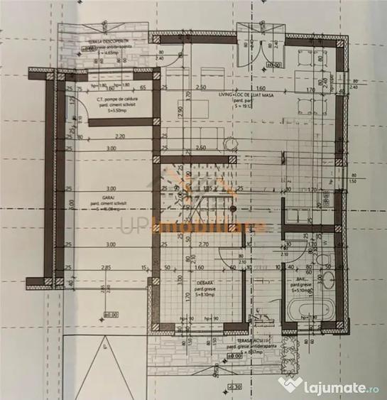 Casă cu 3 camere cu Teren 250 Mp în Central