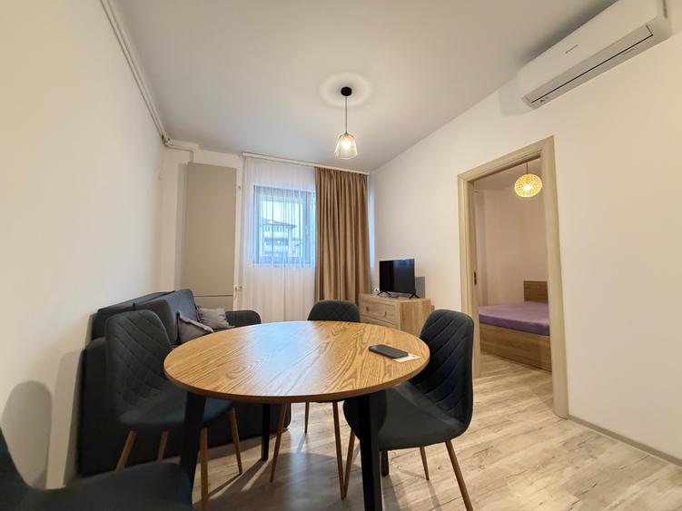 Apartament cu 2 camere semidecomandat în Giroc
