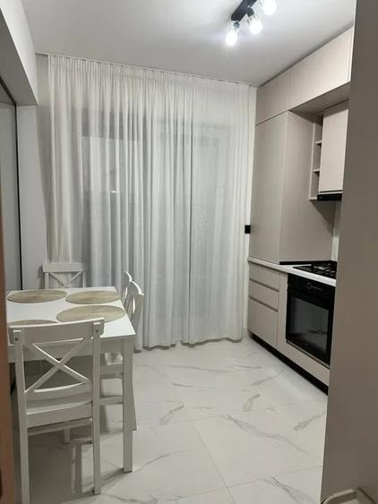 Apartament cu 2 camere decomandat în Theodor Pallady