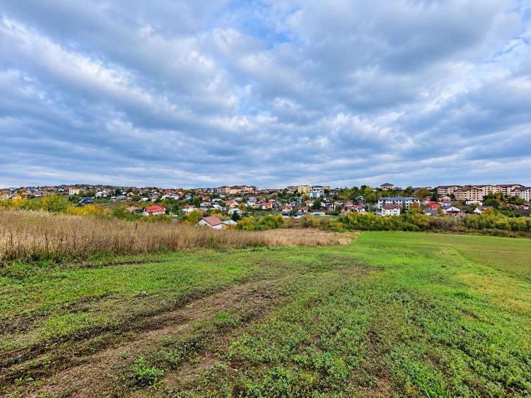 Teren Construcții intravilan de 580 mp, în Valea Adâncă