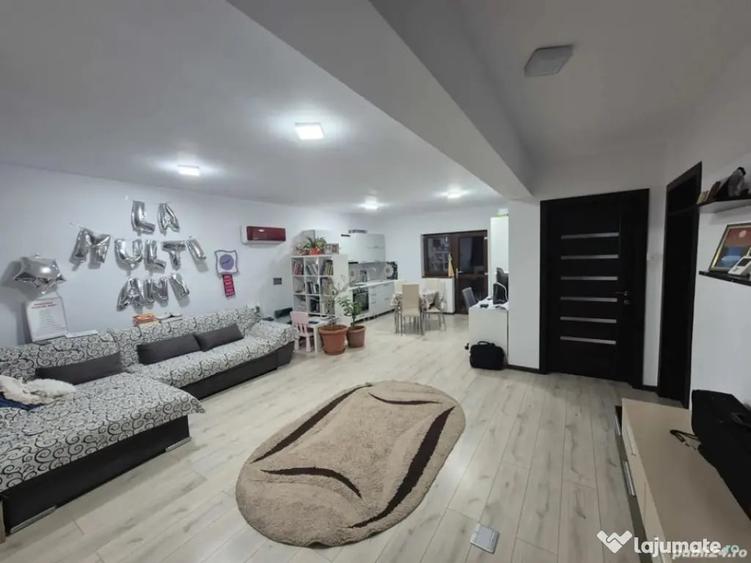 Casă cu 3 camere cu Teren 350 Mp în Șimnicu de Sus