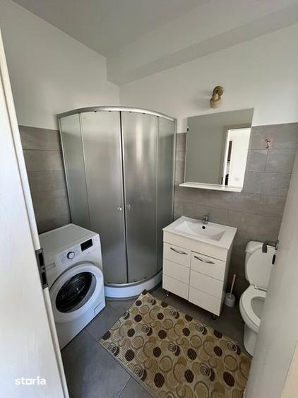 Casă cu 3 camere cu Teren 100 Mp în Central