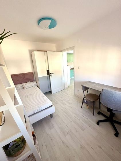 Apartament cu 2 camere decomandat în Dacia