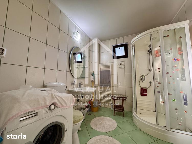 Casă cu 6 camere cu Teren 500 Mp în Central
