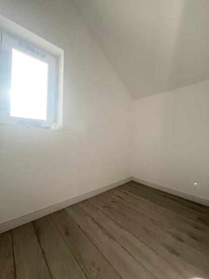 Duplex cu 5 camere cu Canalizare în Giarmata