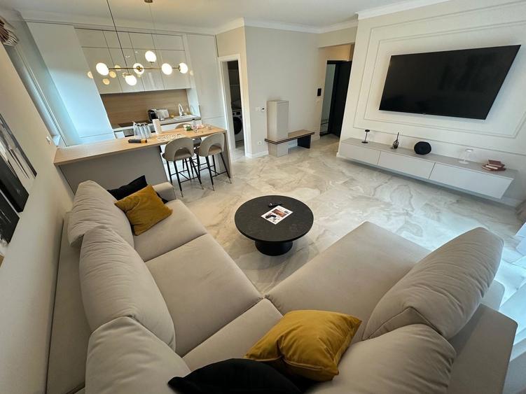 Apartament cu 2 camere decomandat în Lipovei